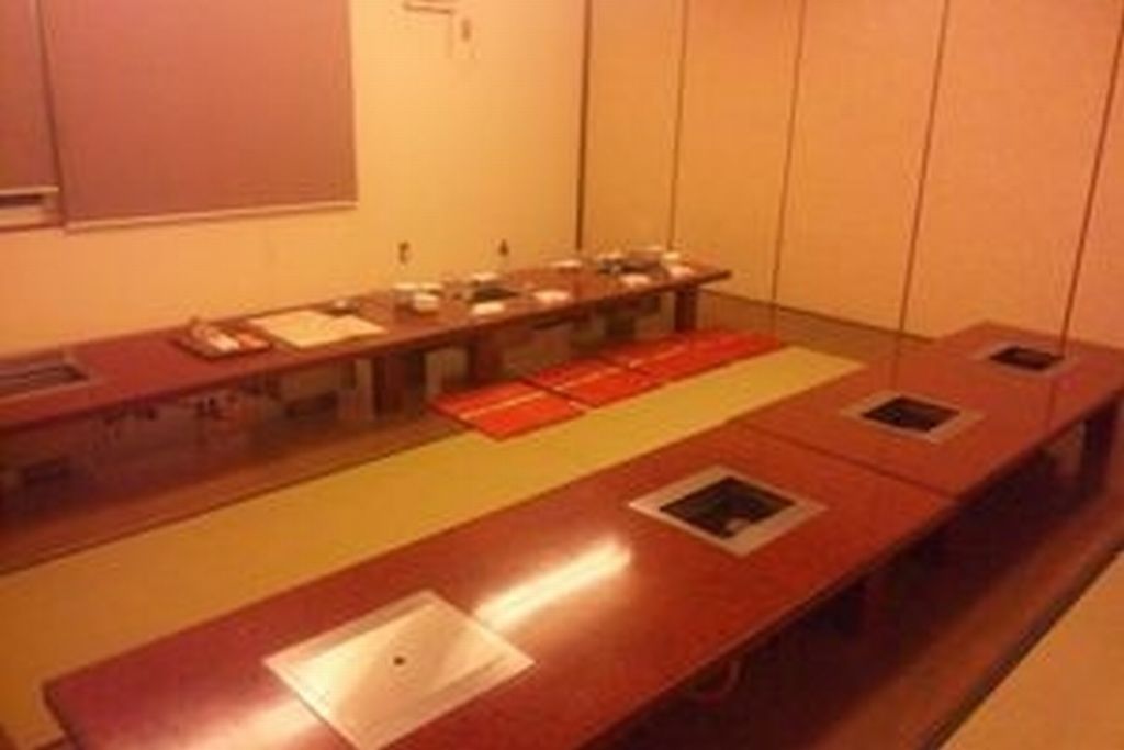 有限会社 ﾚｽﾄﾊｳｽ ｷﾝｸﾞ